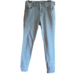 Pacsun Stacked light wash skinny jeans, drawstring type waist. Size 30 x30.